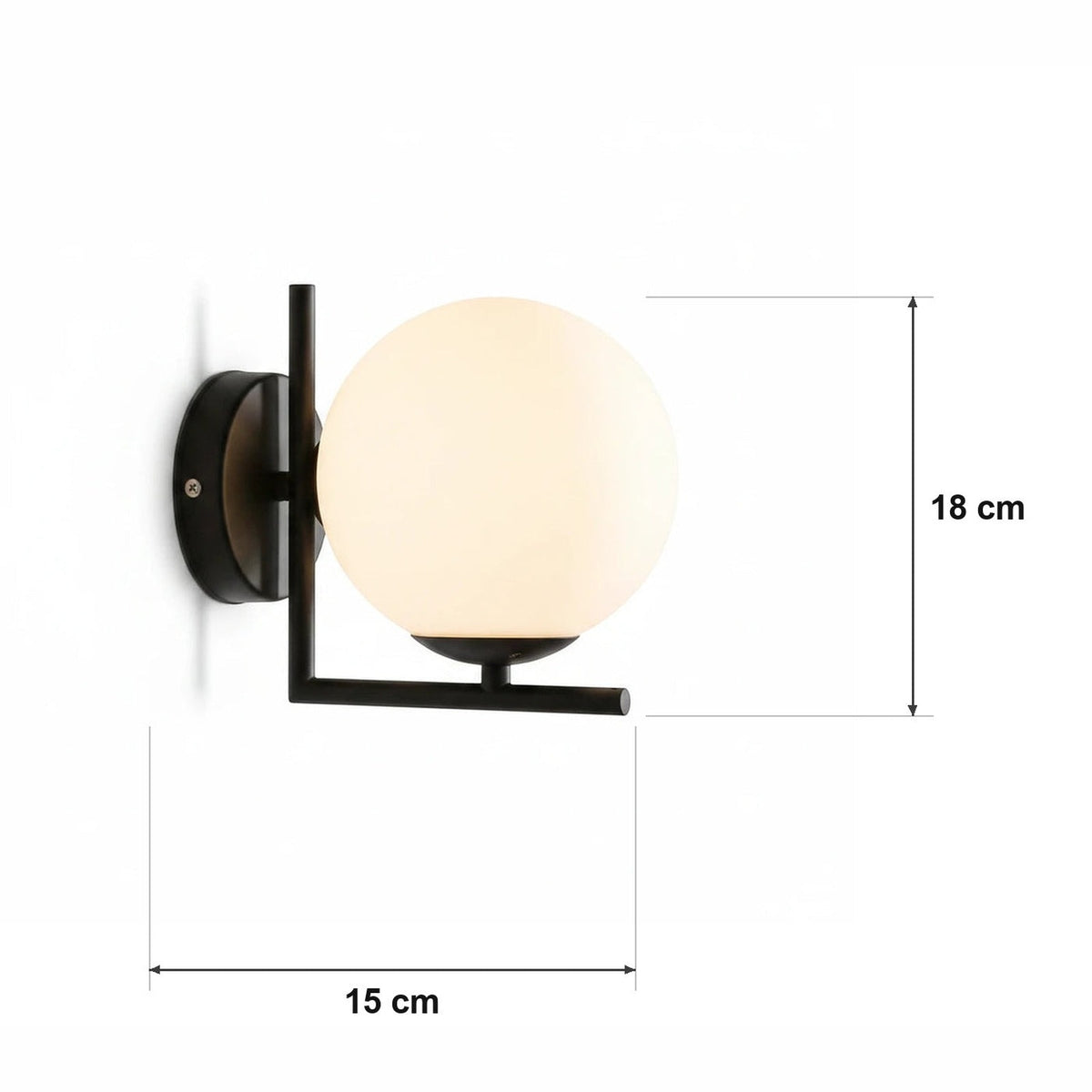 Vegglampe med opalkule i ramme – målskisse Ø 15 cm × H 18 cm