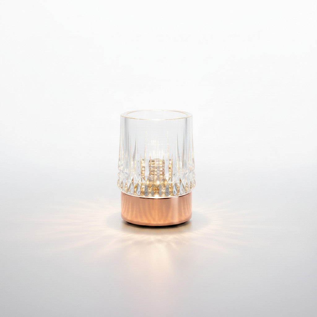 Lysverden Krystall touch-bordlampe with faceted crystal shade and copper base, 3 brightness levels, 3000K warm light.