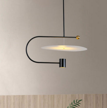LYS Designpendel – buet arm med flat skjerm