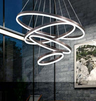LYS Ring pendellampe – LED lysekrone i sirkler