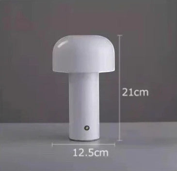 Bellhop-stil bordlampe i metall – 6 farger, 1800 mAh
