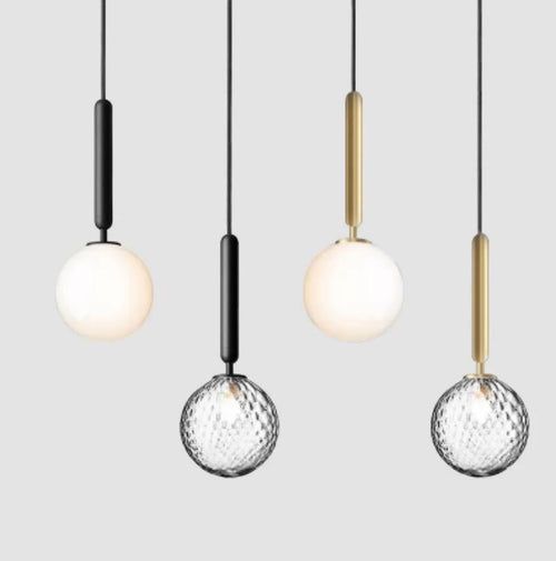 LYS Glasskule pendellampe – opal og fasett