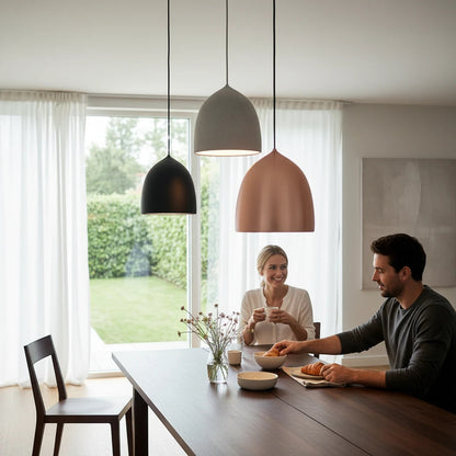 Klokkeformet metallpendel – skandinavisk