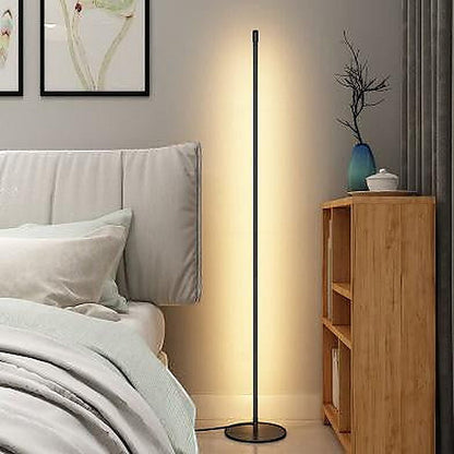 Minimal LED-gulvlampe – slank stav – Lysverden
