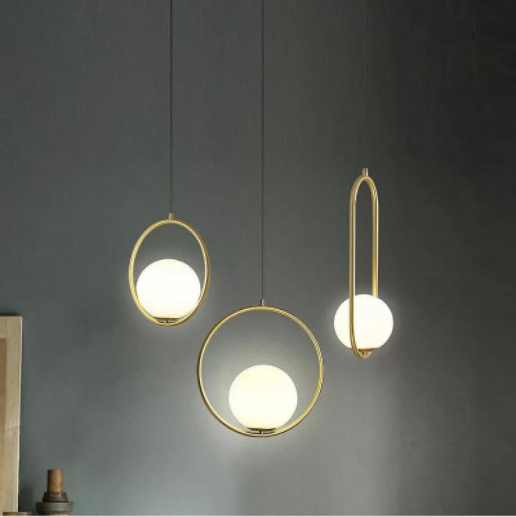 LYS Opalglass pendel – kule i gullring