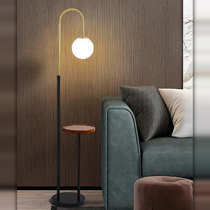 Buegulvlampe med opalkule – Lysverden