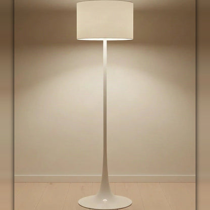 Gulvlampe med sylinderskjerm og tulipanfot