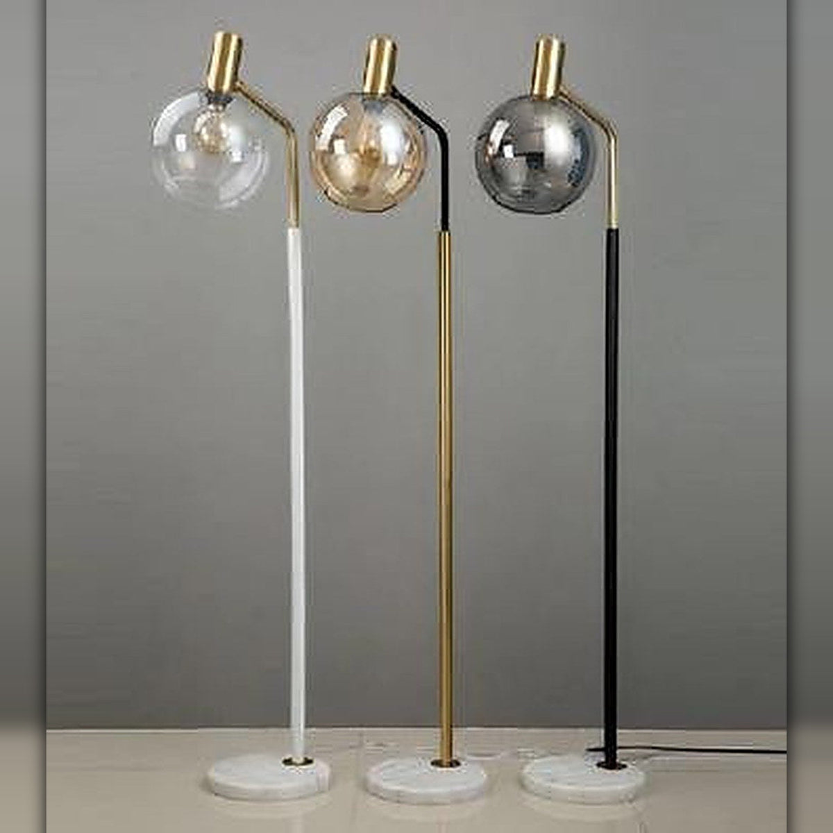 Kulelampe med marmorfot – Lysverden