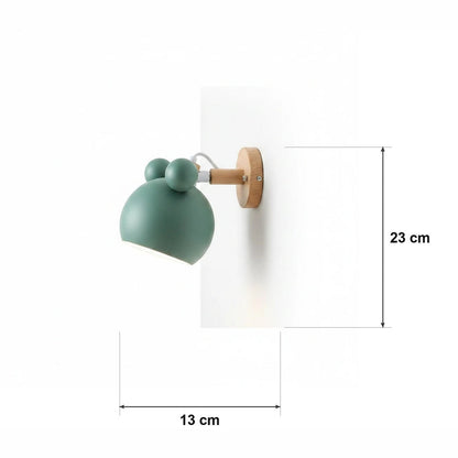 Macaron vegglampe i tre – justerbar nordisk spot – målskisse Ø 13 cm × H 23 cm