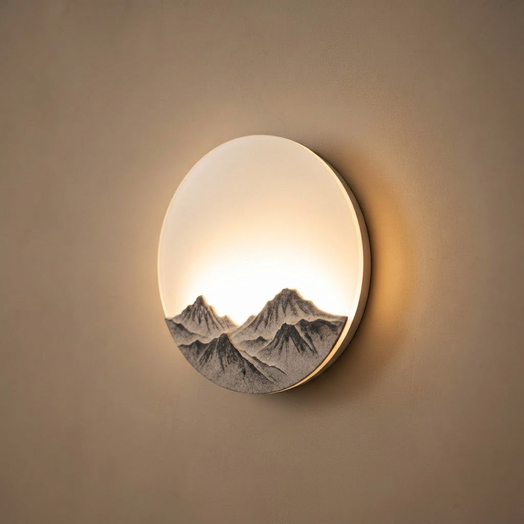 Fjell vegglampe – LED måne- og fjellrelieff – tent på veggen