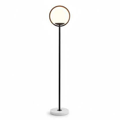Lysverden gulvlampe med ring i sort metall, kule i opalglass og fot i hvit marmor for moderne hjemmebelysning.