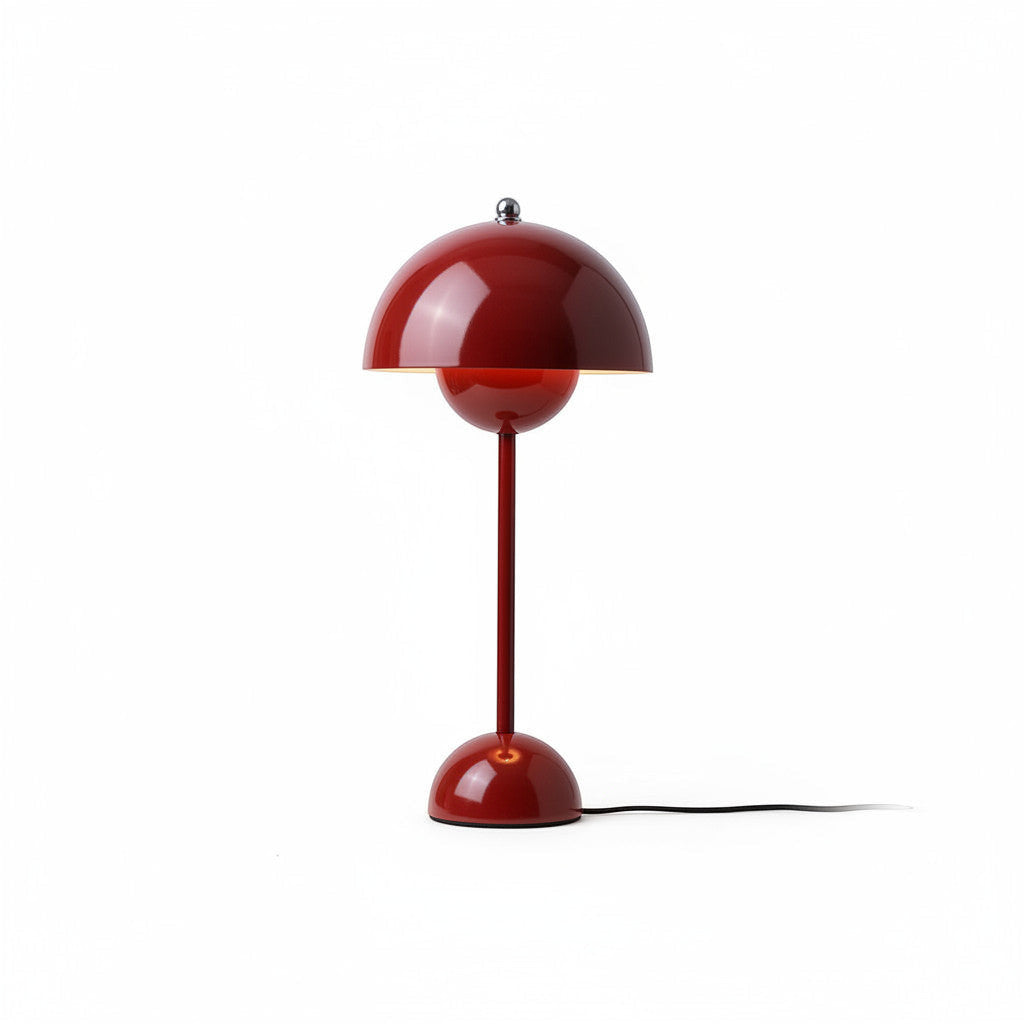 Lysverden Flowerpot table lamp in red metal with a double mushroom design and E27 socket. Iconic mid-century modern style.