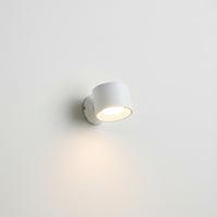 Lysverden black magnetic wall spotlight with 360° rotation, touch control, remote, and 3 light colors.