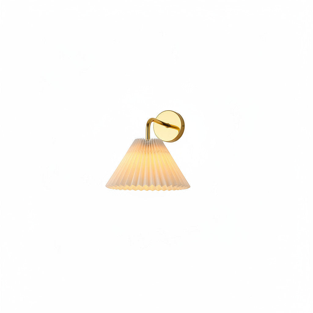 Lysverden pleated wall lamp with E27 socket, white fabric shade, and black arm. Features RGB and dimming.