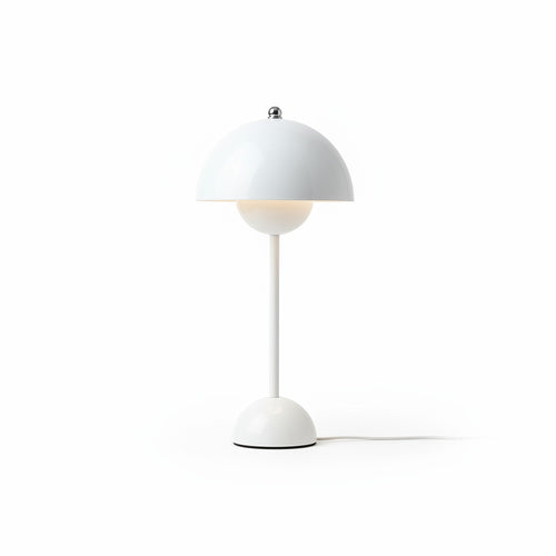 Lysverden red metal Flowerpot table lamp with E27 socket and double-mushroom design.