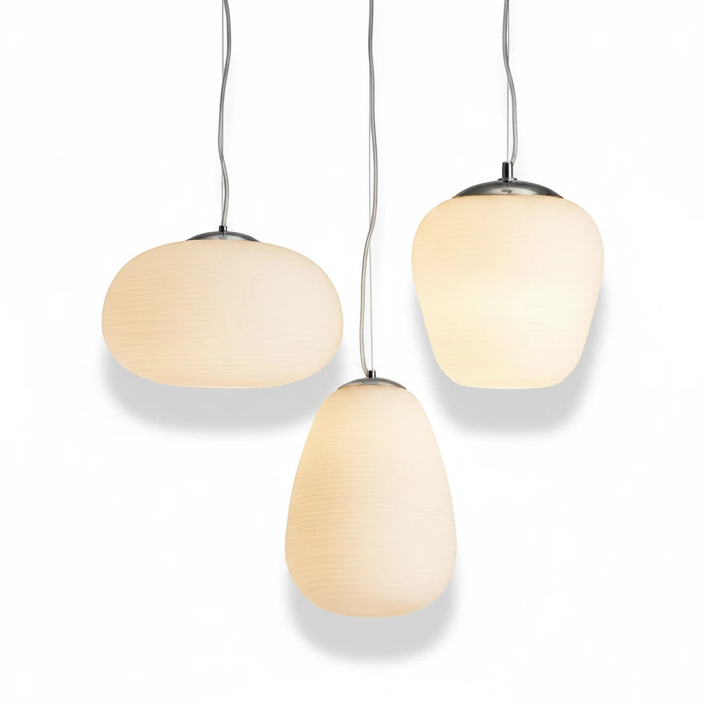 Lysverden Steinpendel cluster of three organic matte white glass pendant lights with a soft, diffused glow.