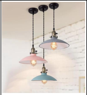 Retro pendellampe med flat metallskål og Edison-pære
