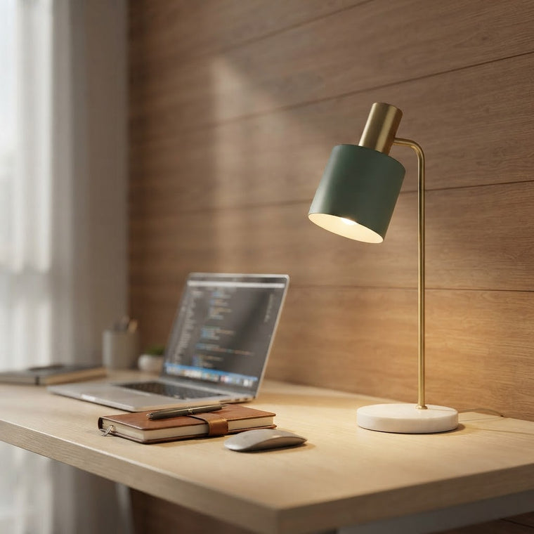 Skrivebordslampe med marmorsokkel – E27 – tent på skrivebord