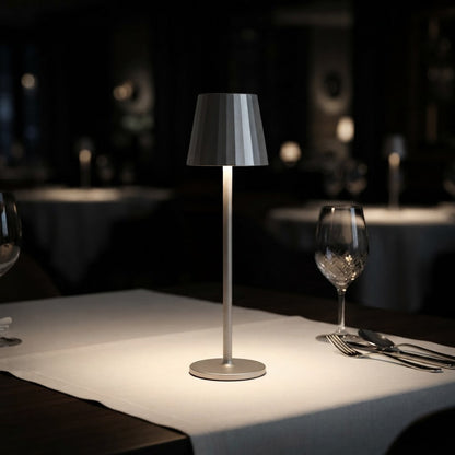 Restaurantlampe med rund base og strip-skjerm – 4 fargetemperaturer, Enkel lading – tent på restaurantbord