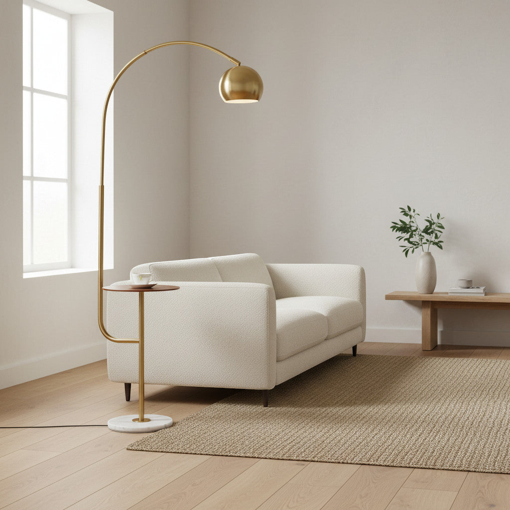 Gulvlampe i et skandinavisk hjem