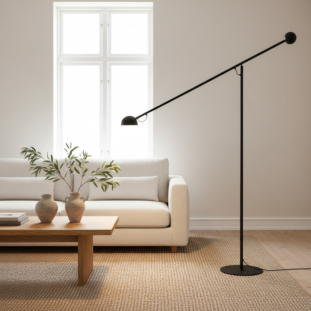 Gulvlampe i et skandinavisk hjem
