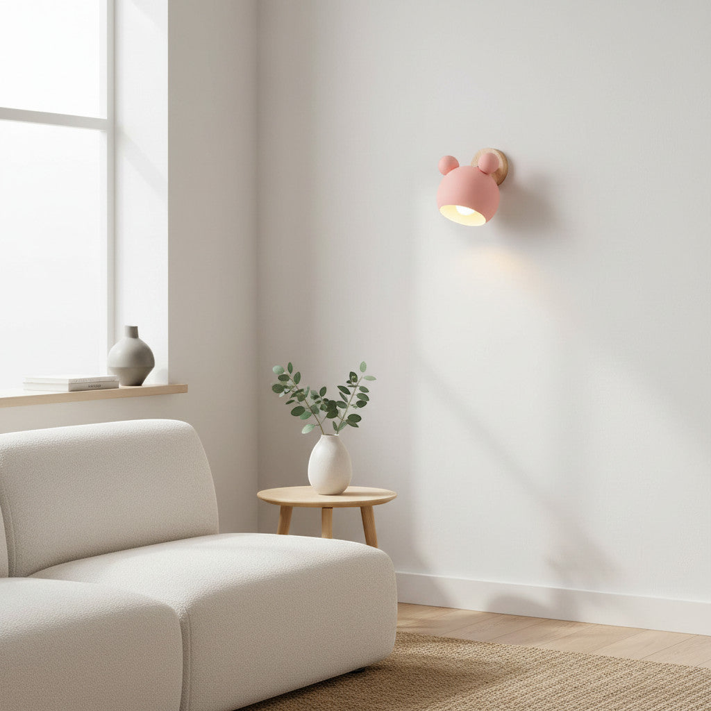 Bjørn vegglampe i tre – LED barnelampe