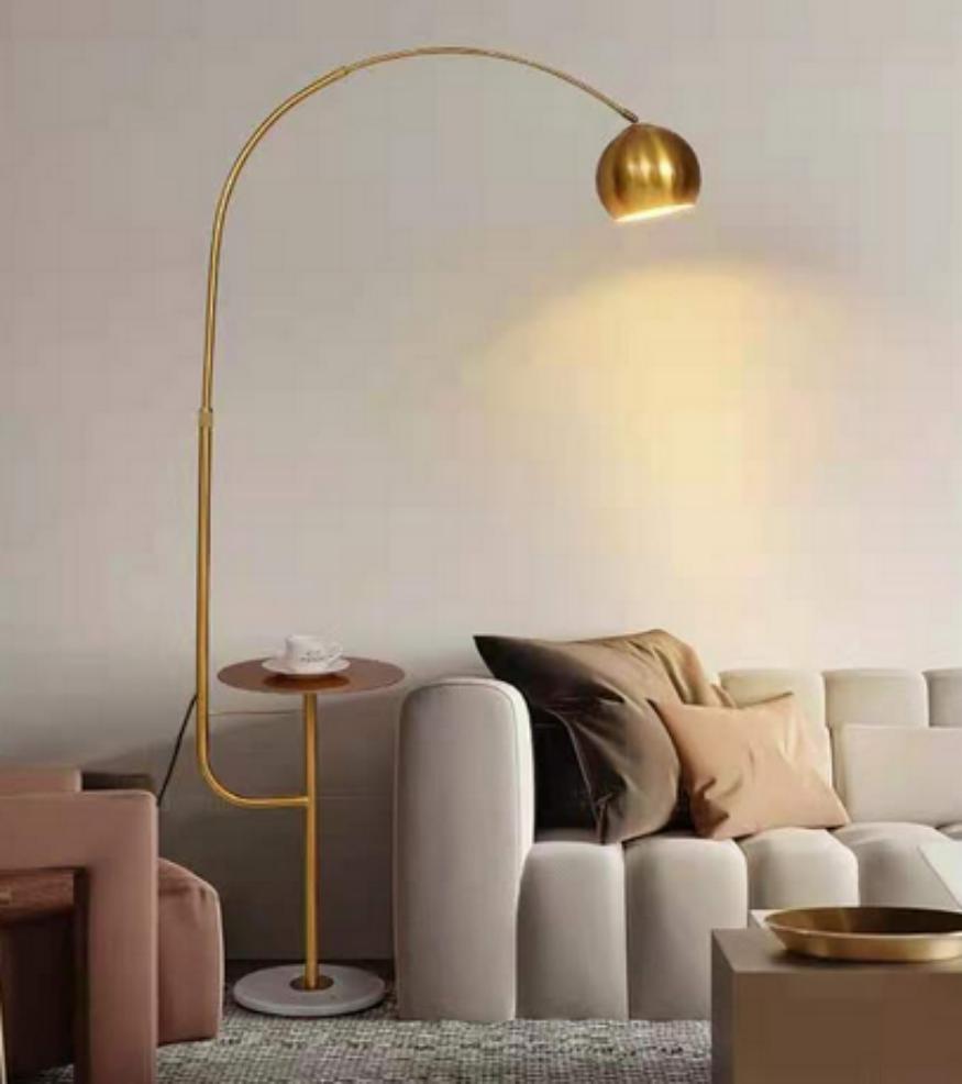 LYS Buegulvlampe med marmorfot
