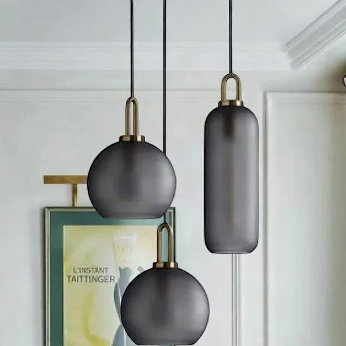 Roeykglass pendellampe kule og oval